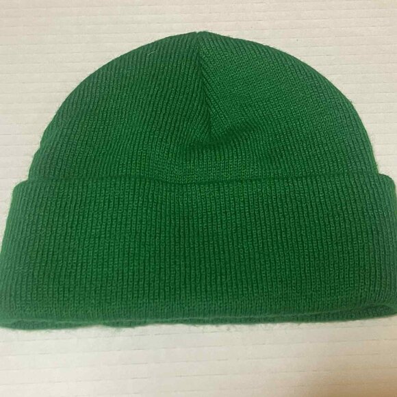 Urban Outfitters Accessories - URBAN‎ OUTFITTERS PLAIN CUFFED SOLID KNIT GREEN 100% ACRYLIC BEANIE